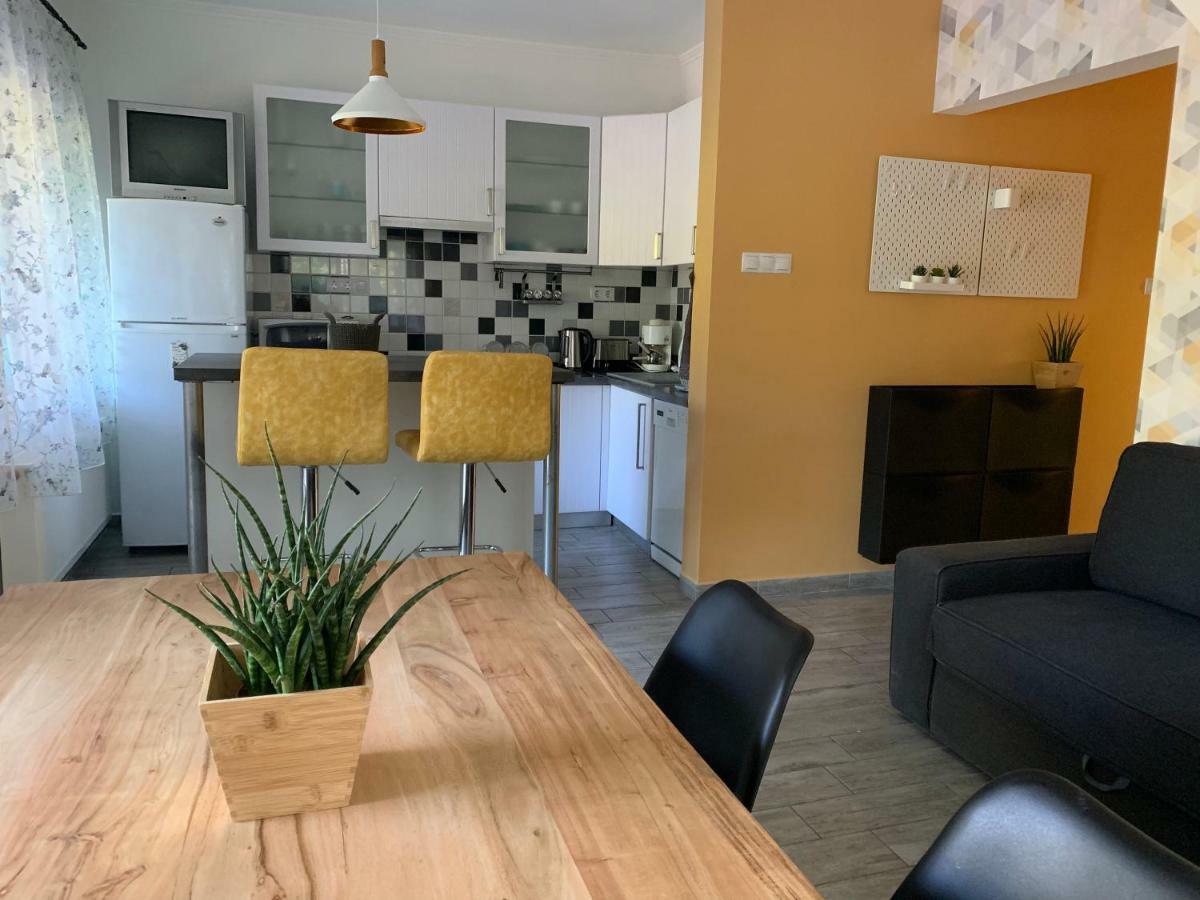 Csuka48 Apartman 자바스 외부 사진