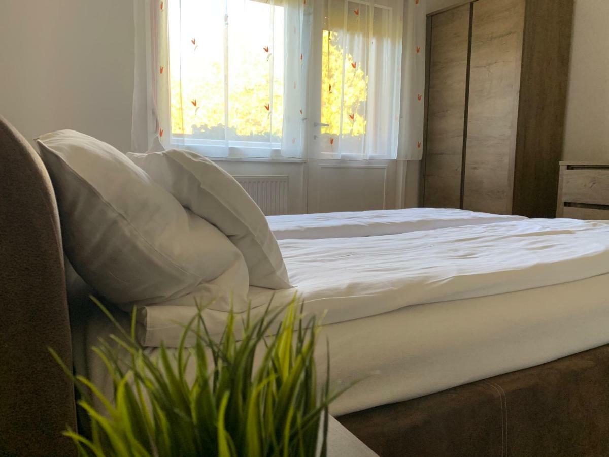 Csuka48 Apartman 자바스 외부 사진